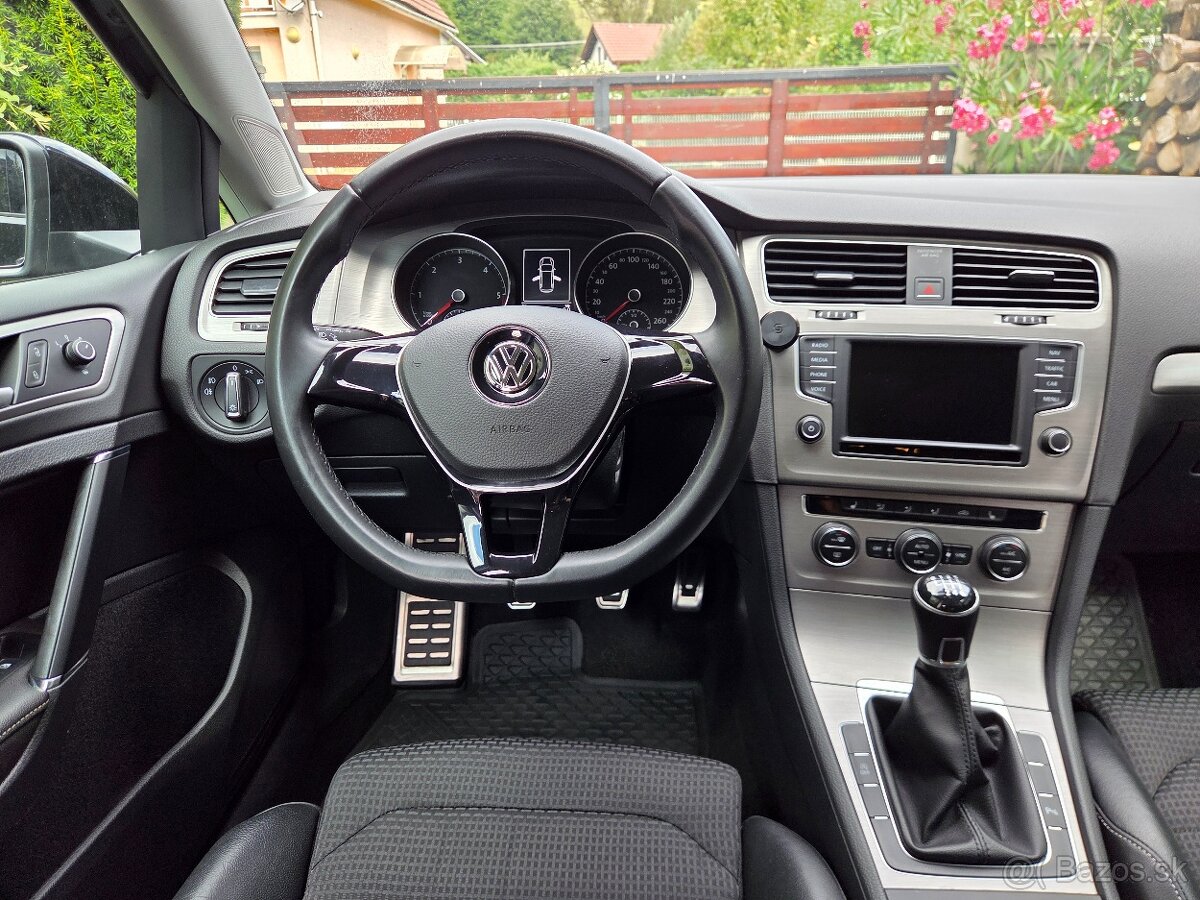 Golf 2.0TDI 110kw R-line - 5