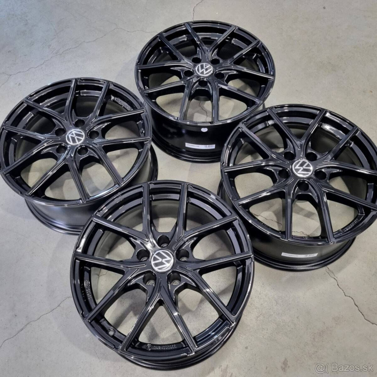 Hliníkové Dezent disky 5x112 R17 7,5J ET29 - 5