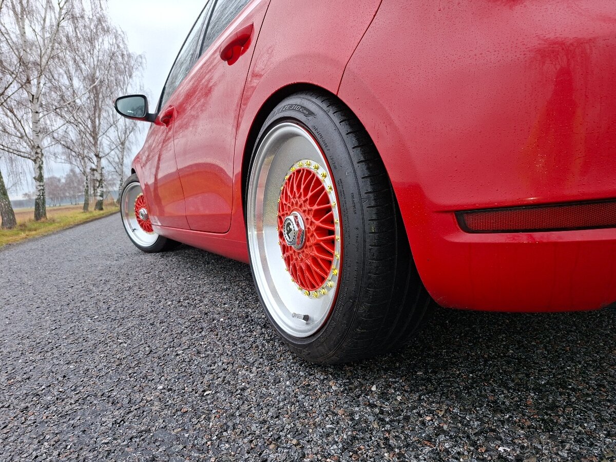 VW GOLF VI GTD 2,0 TDI 4 MOTION Manuál - 2012 - 5