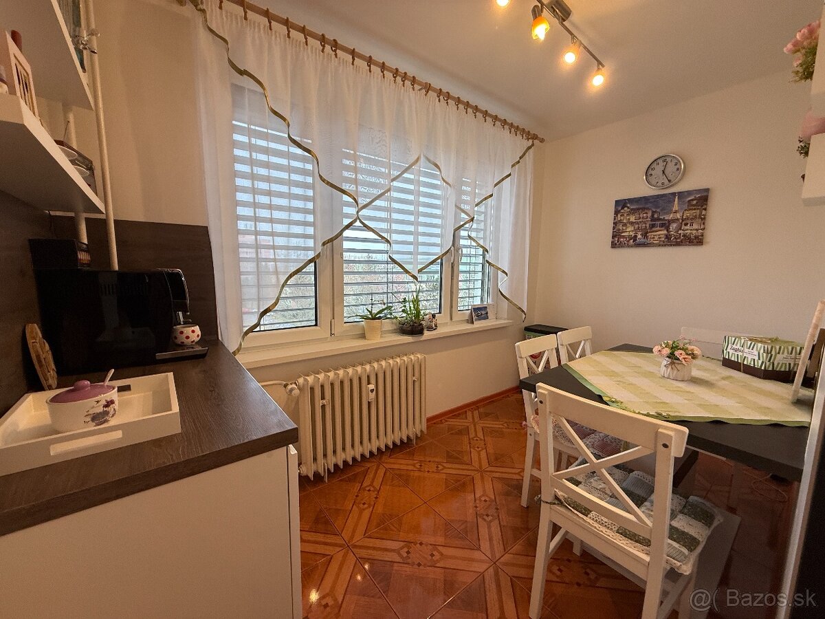 Nadštandardný štvorizbový byt v absolútnom centre Lučenca - 5