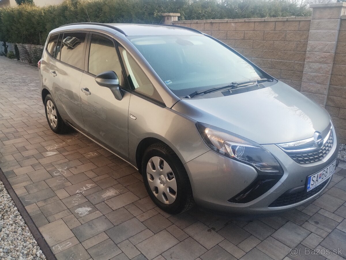 Opel Zafira Tourer - 5