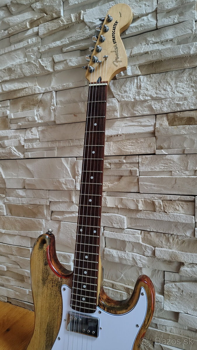 Fender. Squier Standard Fat Stratocaster. 2007. - 5
