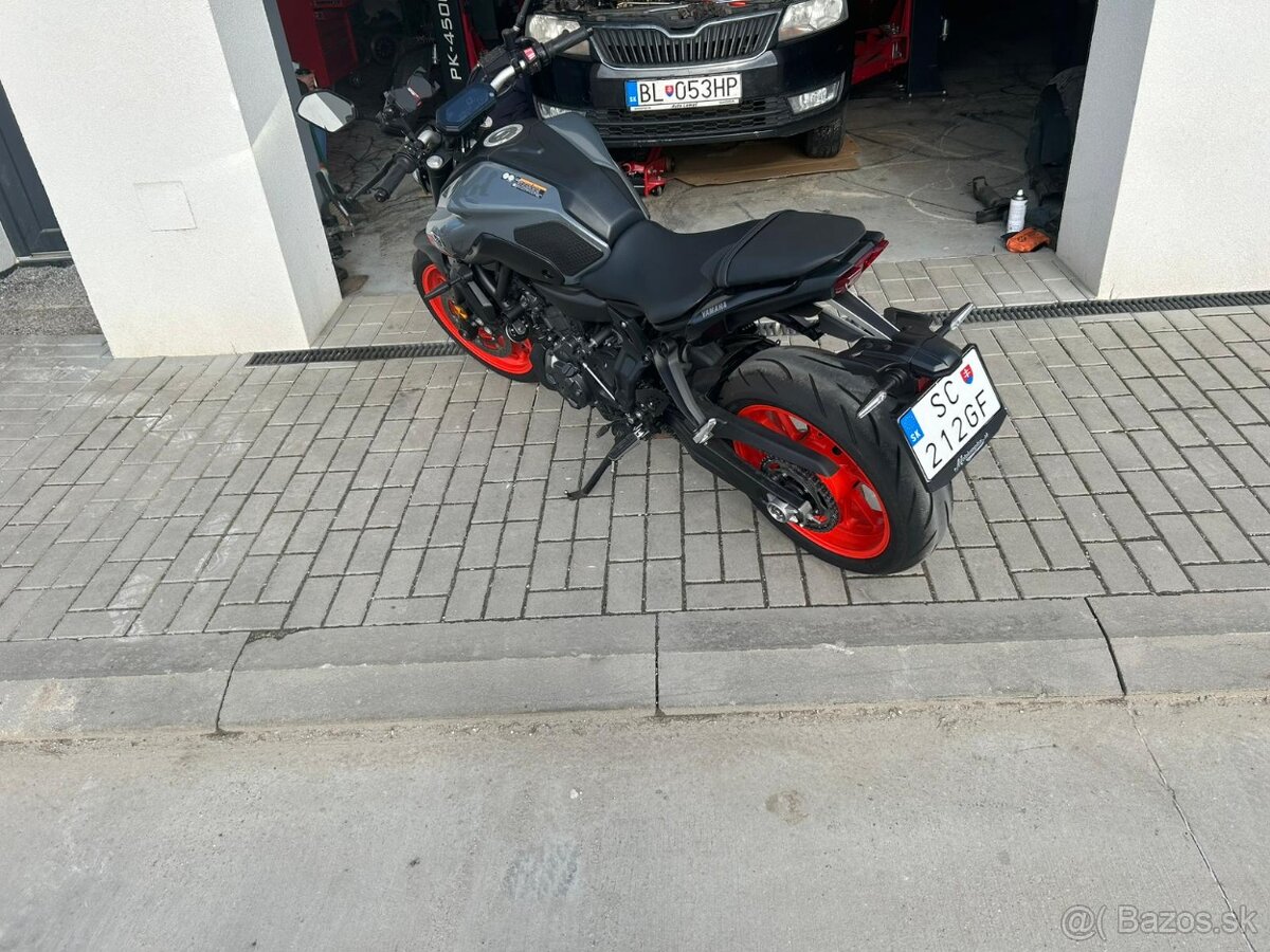 Yamaha MT07 - 5