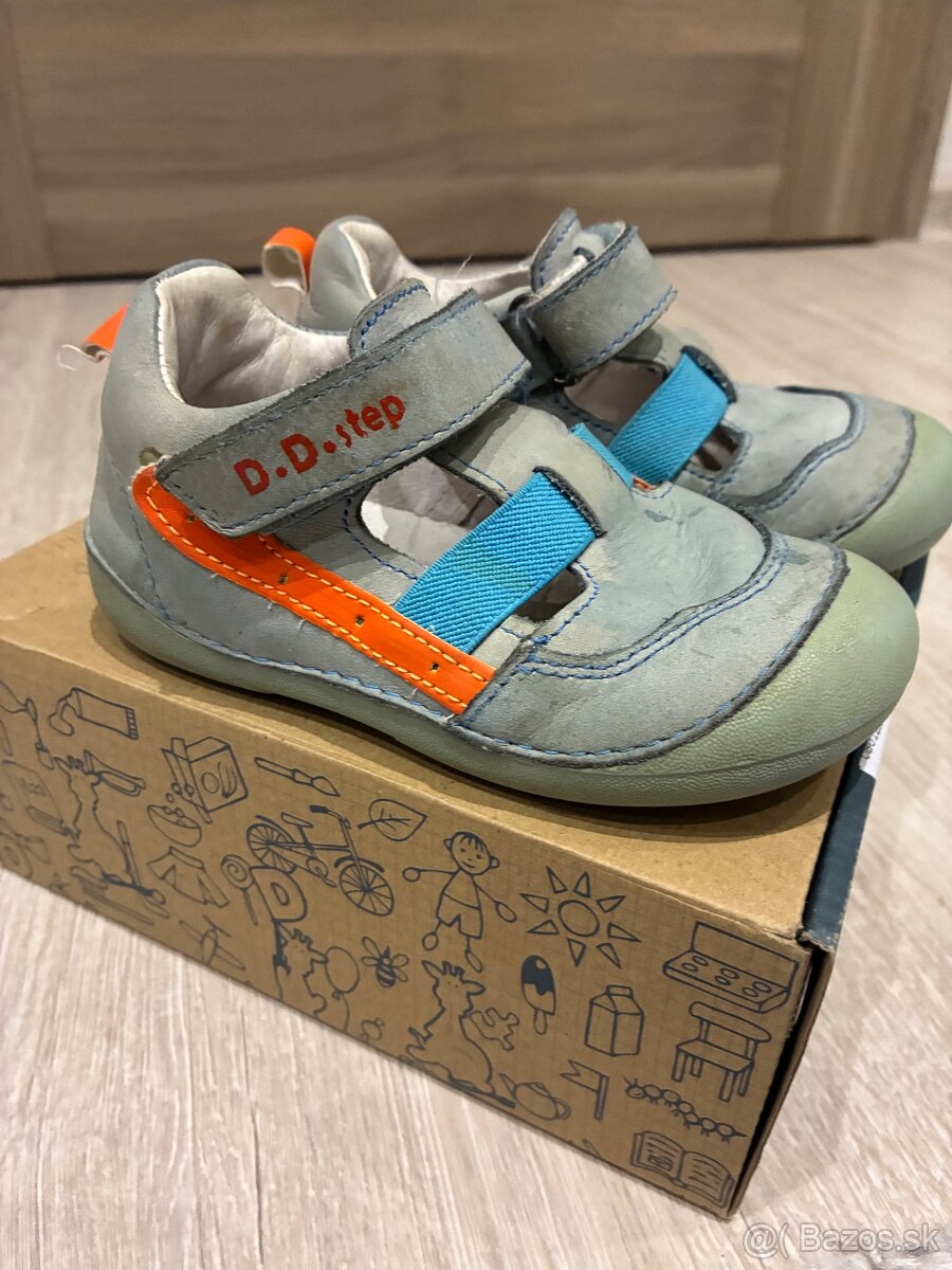Letné kožené sandálky D.D.Step Sky Blue v24 - 5