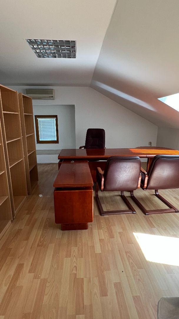 Predaj renovovaný dom Banská Bystrica-centrum-Dohoda. - 5