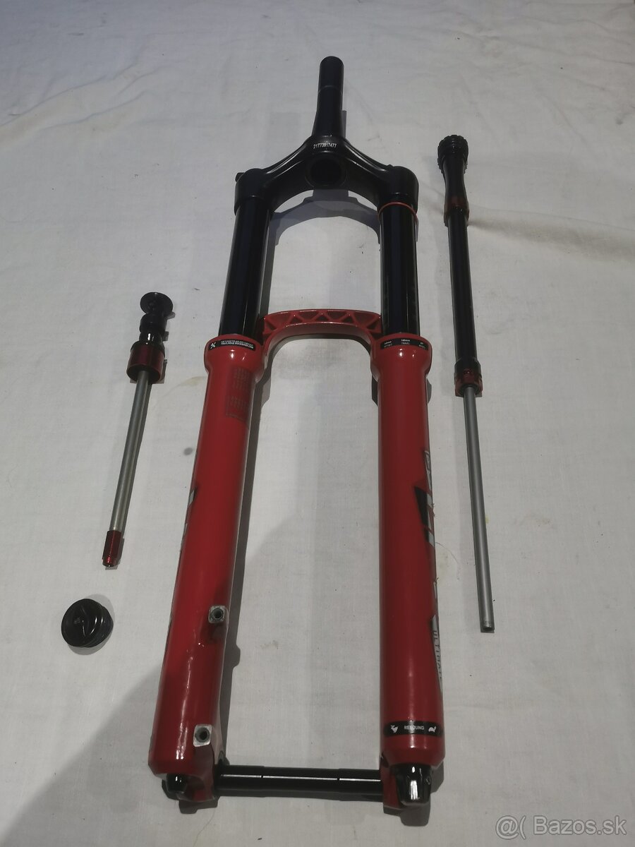Vidlica RockShox Lyrik Ultimate cervena 180mm - 5