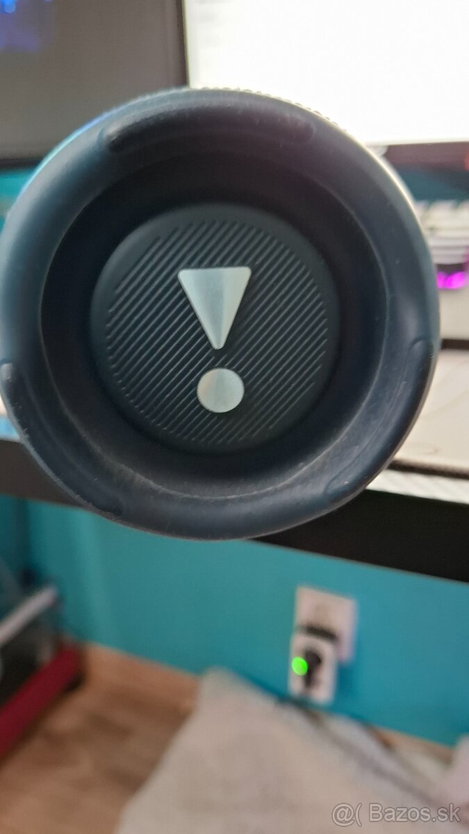 JBL Charge 5 modrý - 5