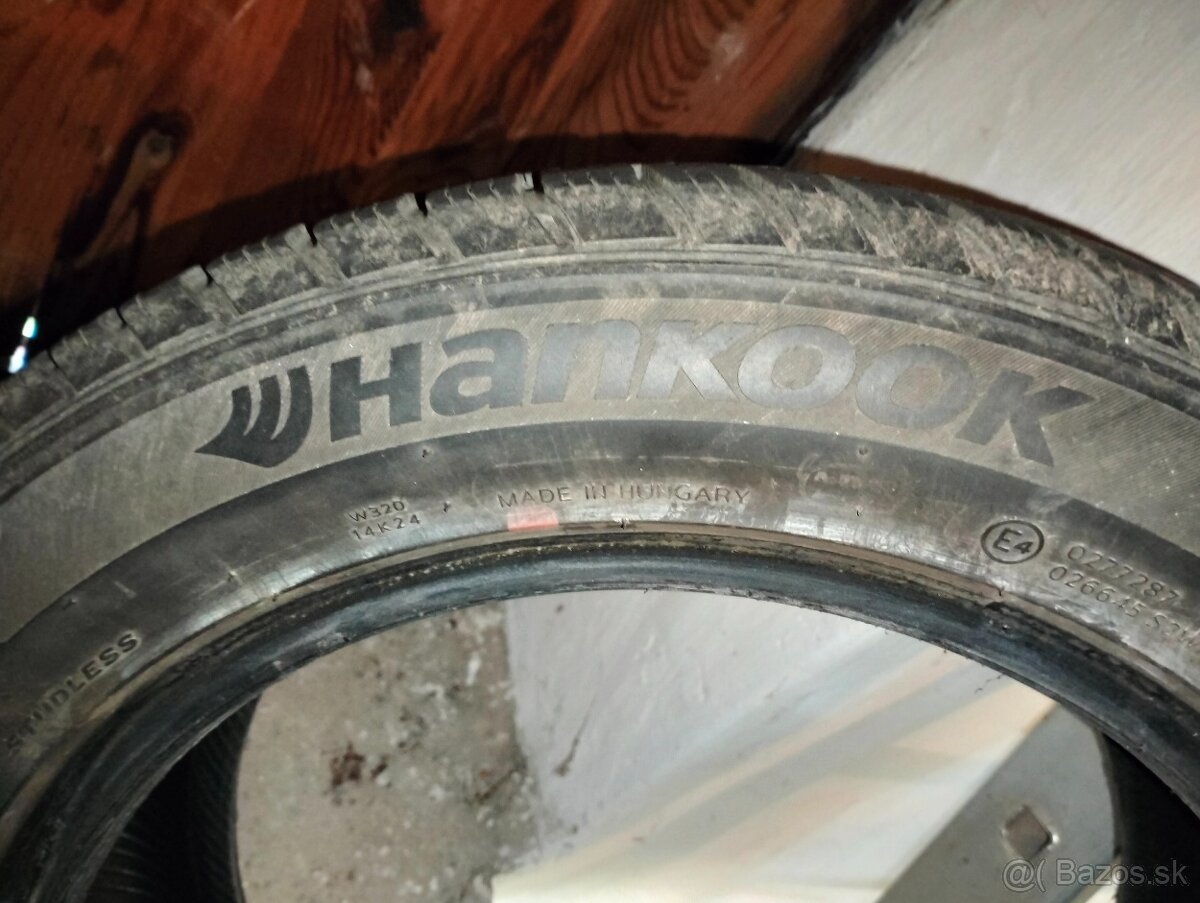 Hankook 205/55R16 - 5
