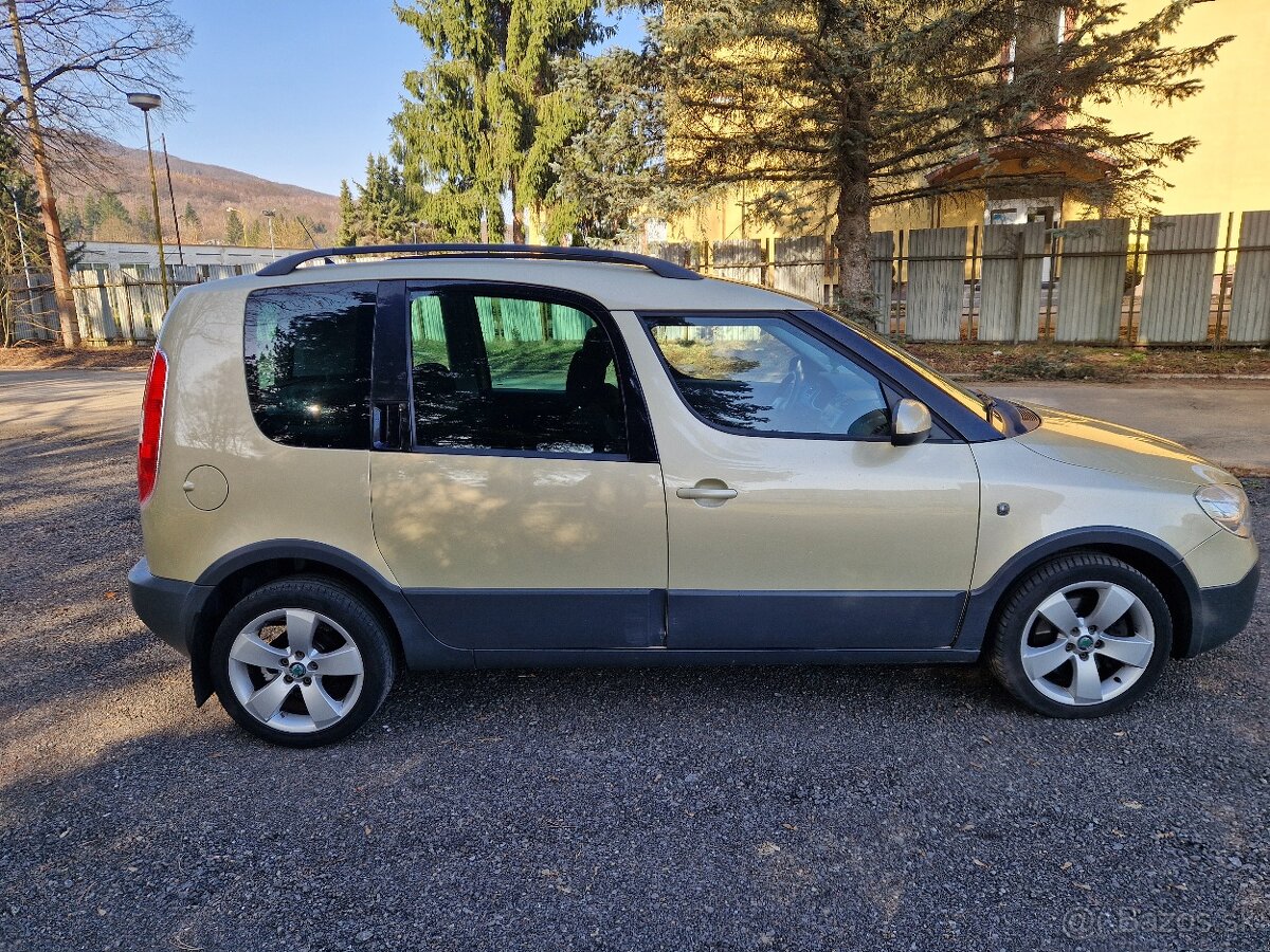 Skoda Roomster Scout 1.2 tsi - 5