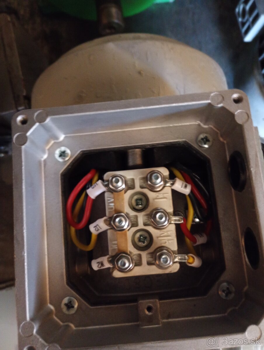 Predám trojfázový elektromotor 2.2kw. - 5
