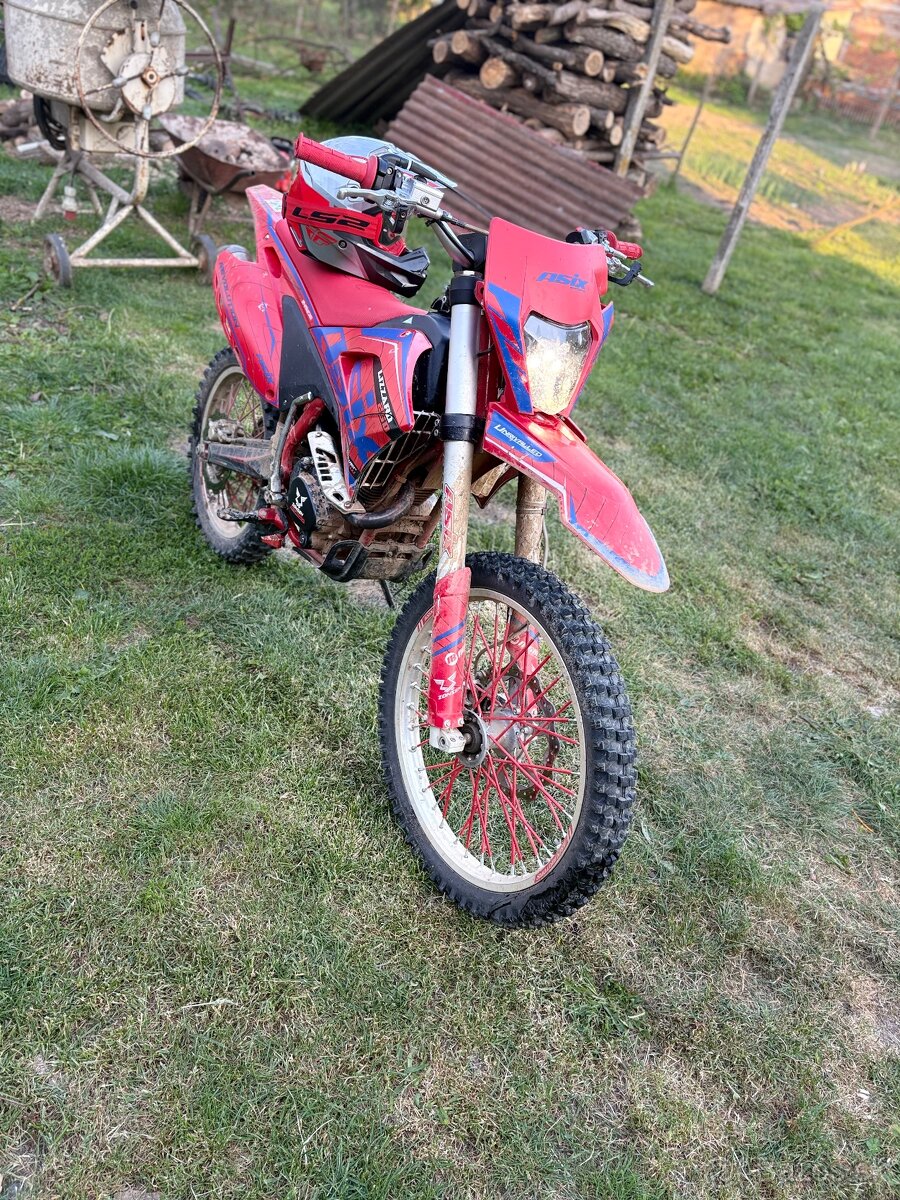 Cross 250
