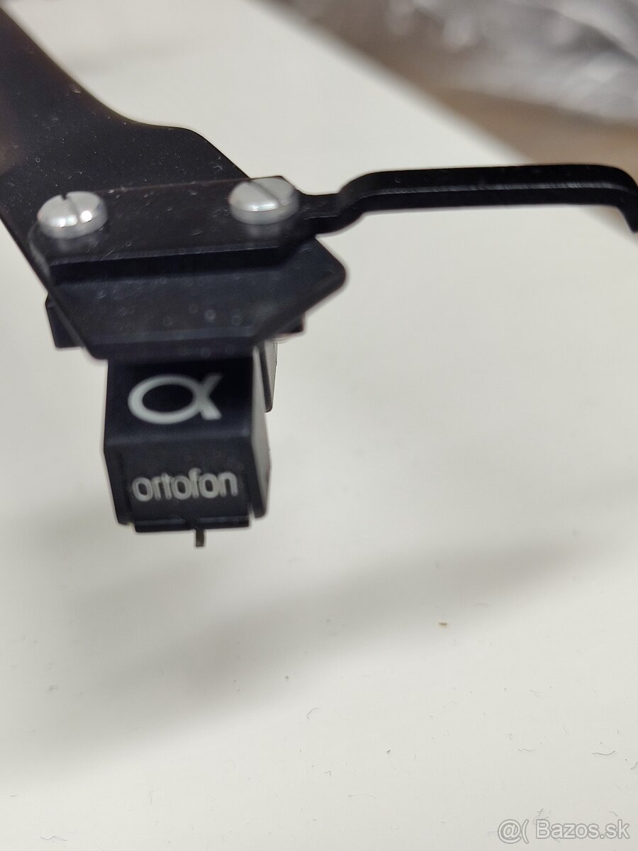 Gramofon Pro-Ject Juke Box a QAcoustics 2020 čierne - 5