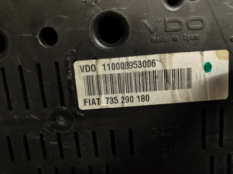 Tachometer alfa romeo 147 110008953006 40€ - 5