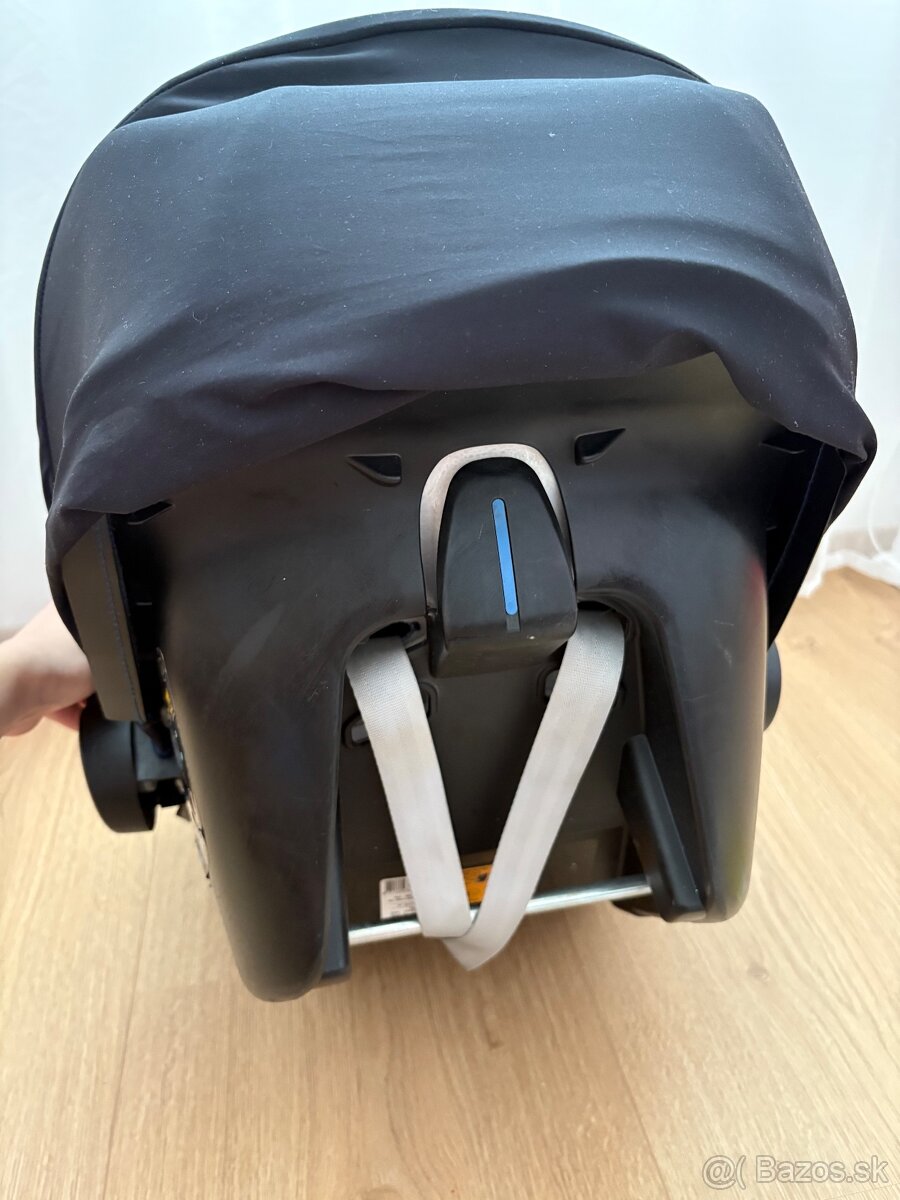 Maxi-cosi autosedačka 40-75 cm Essential Blue vajíčko do aut - 5