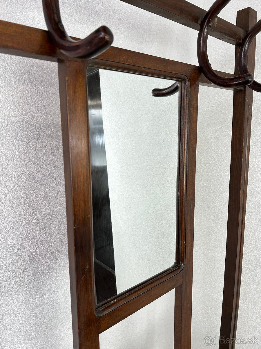 Vešiaková stena Thonet - 5