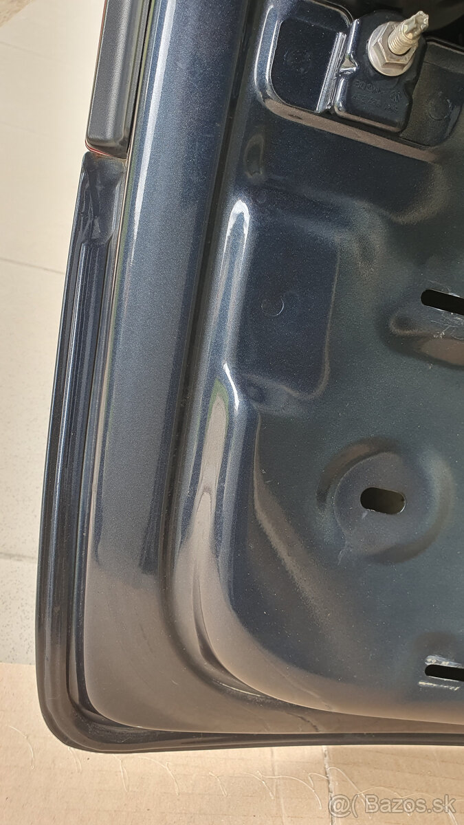VW Golf 5 V plus zadné kufrove dvere - 5