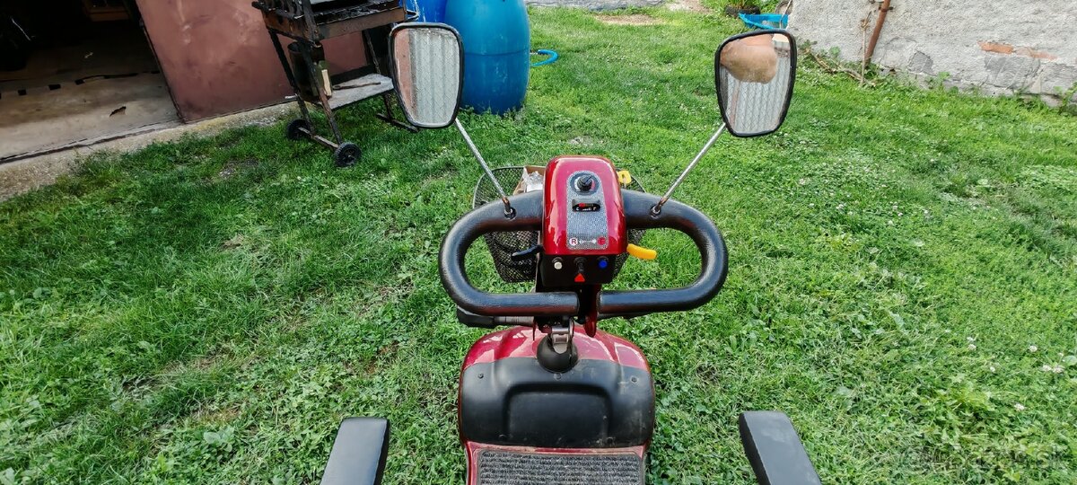 Elektrický vozík pre seniorov