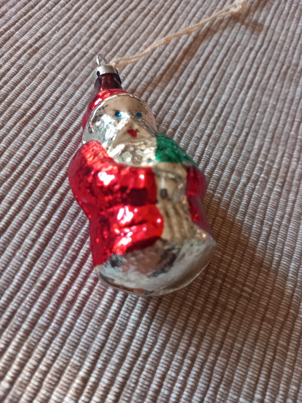 3ks starí vianoční mikulášikovia sklo 7x3,5 cm - po rodičoch - 5