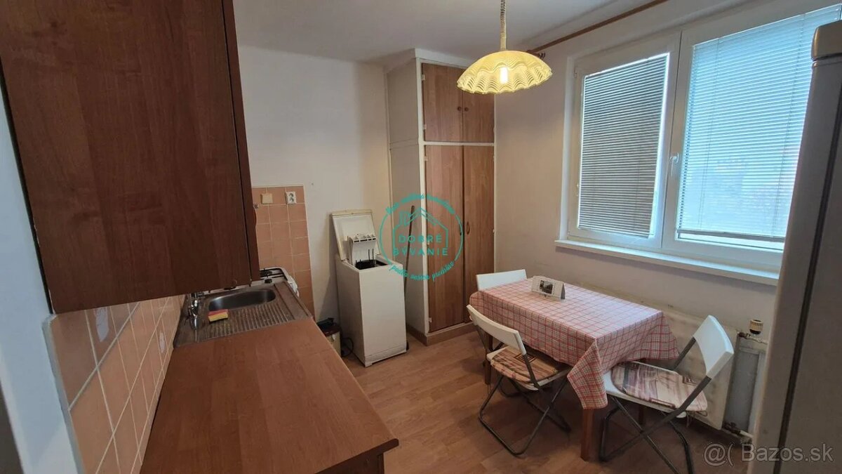 Prenájom priestranného 2-izbového bytu v Nových Zámkoch - 5