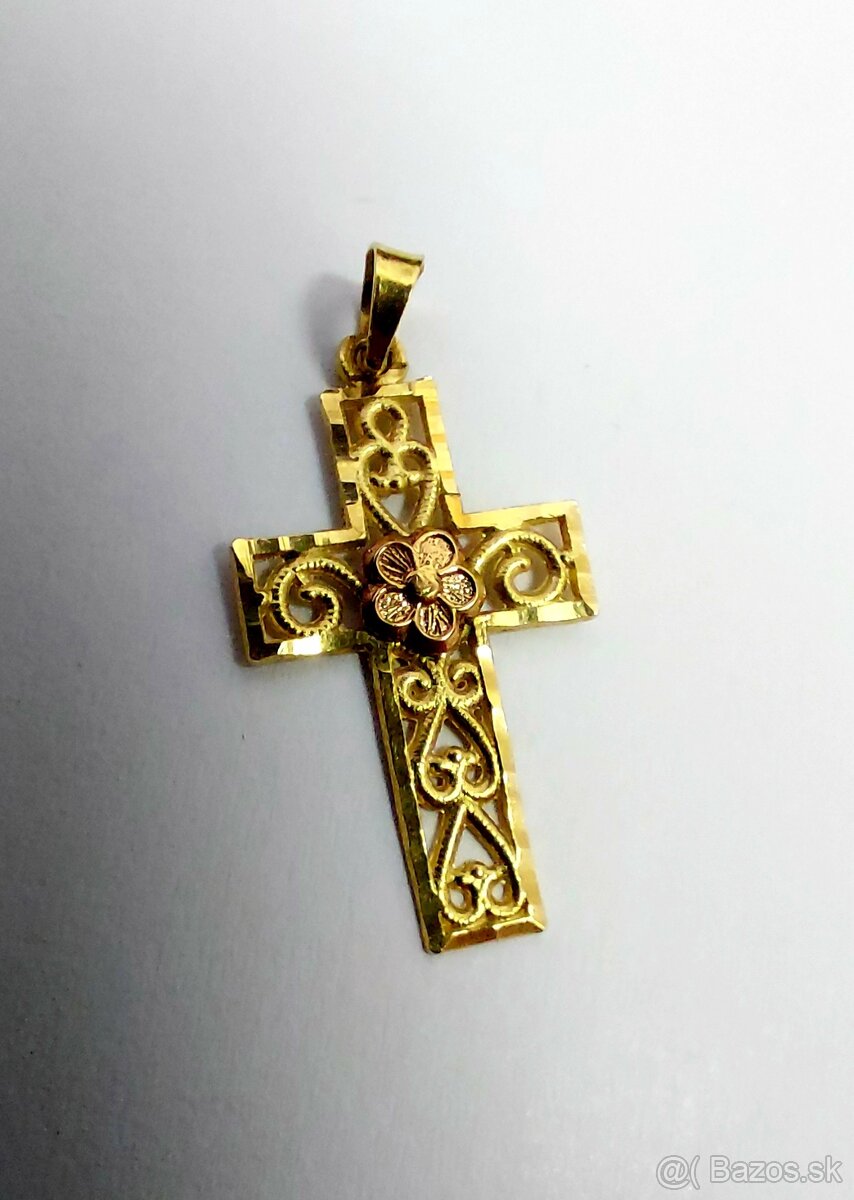 Zlatý prívesok - 5