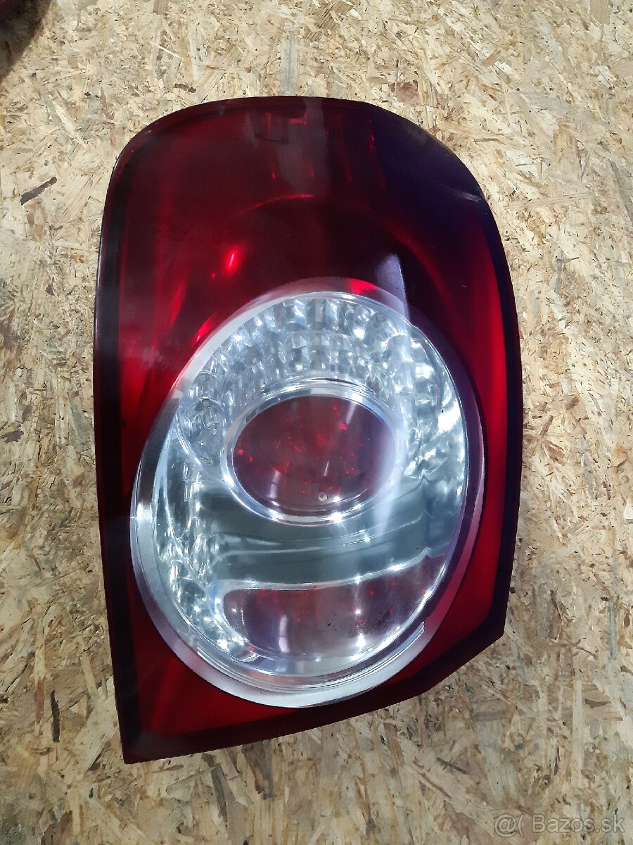 Zadné svetlá Golf - 5