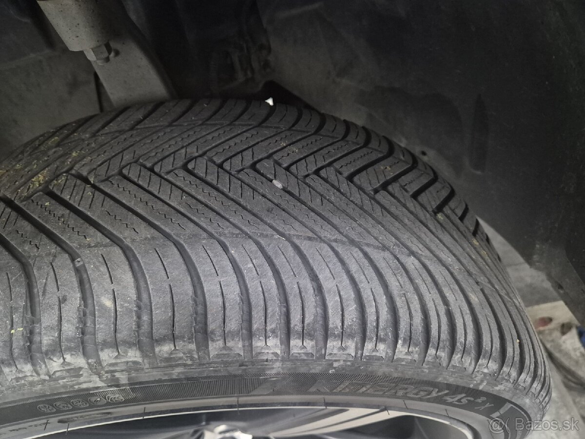 Volvo R20 275/40 elektrony hankook celoročne - 5