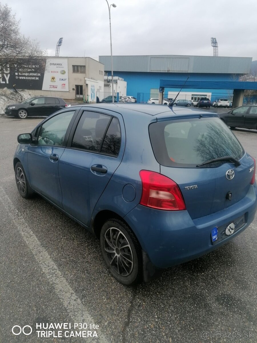 Toyota yaris - 5