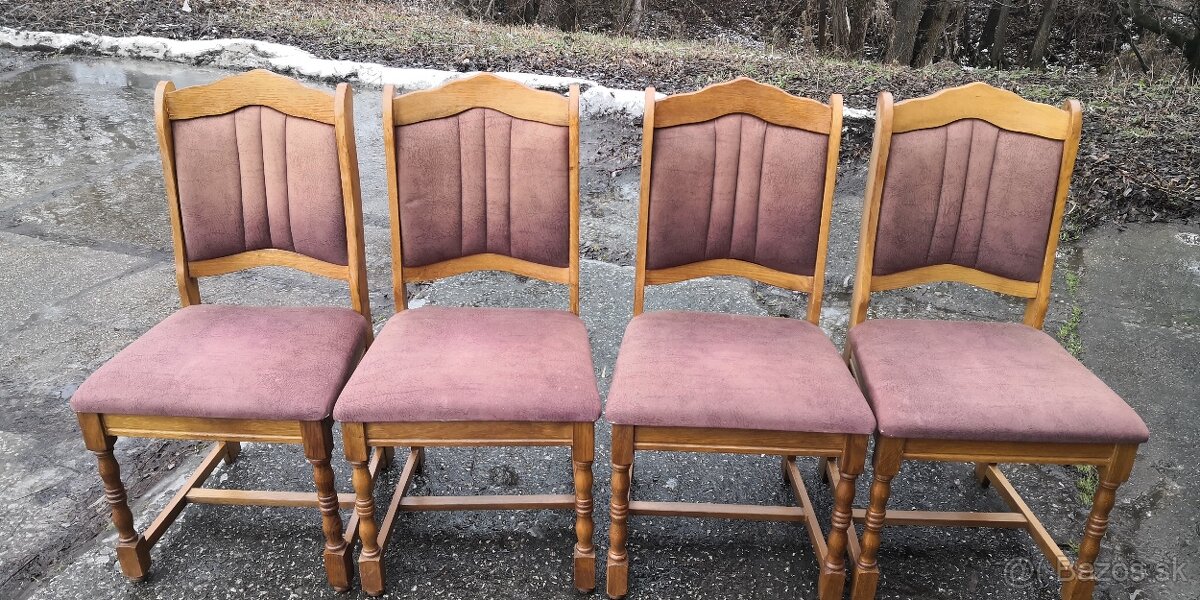 Masivní jídelní rozkládací stůl + 4x masivní židle - 5