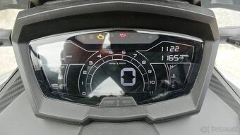 Aprilia SR GT 125 - 5