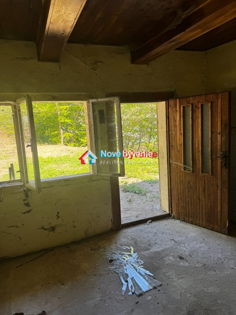 Na predaj starší dom so súpisným číslom N043-12-DASE - 5