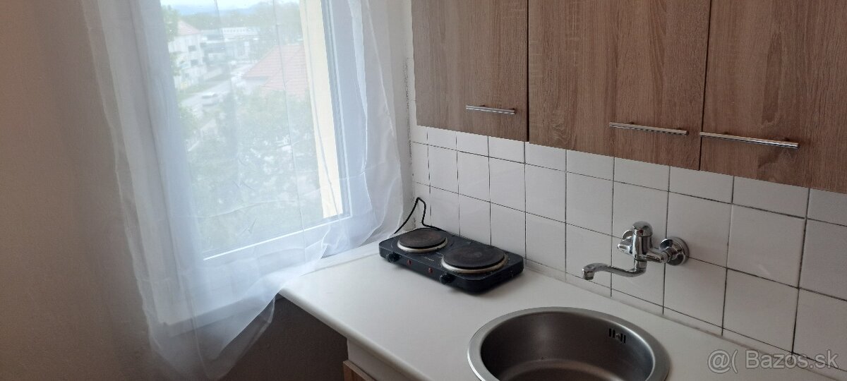 Prenájom 1izboveho bytu - Liptovský Mikuláš - 5