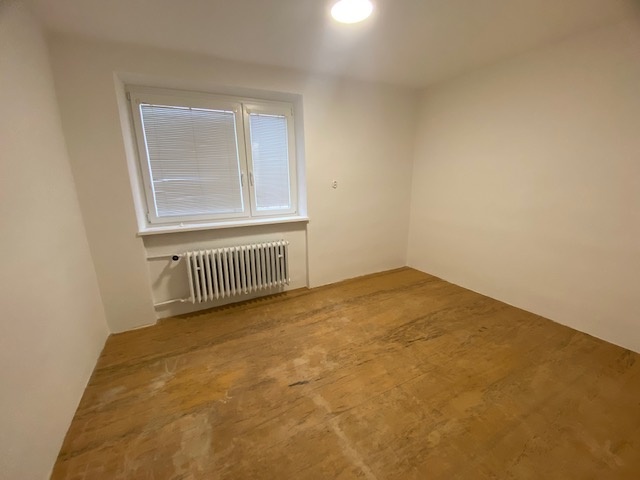 Dom v tichom prostedí pod horou Predaj-Výmena-Nájom - 5