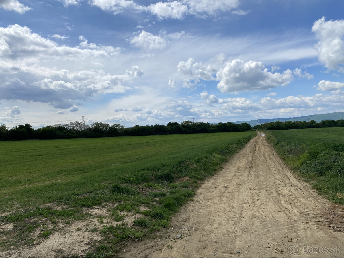 Pozemky v krásnom prostredí v Bernolákove za priaznivú cenu - 5