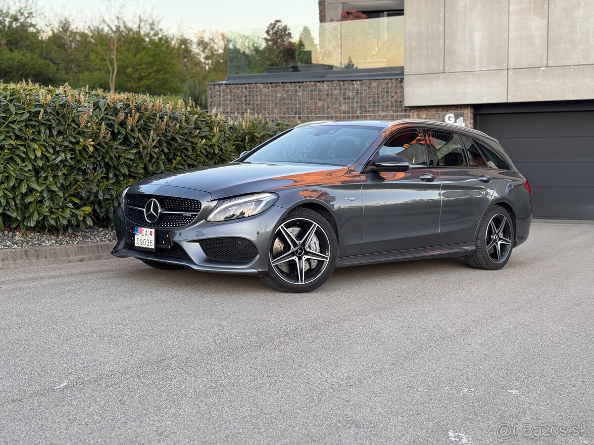 Mercedes C43 AMG kombi - 5