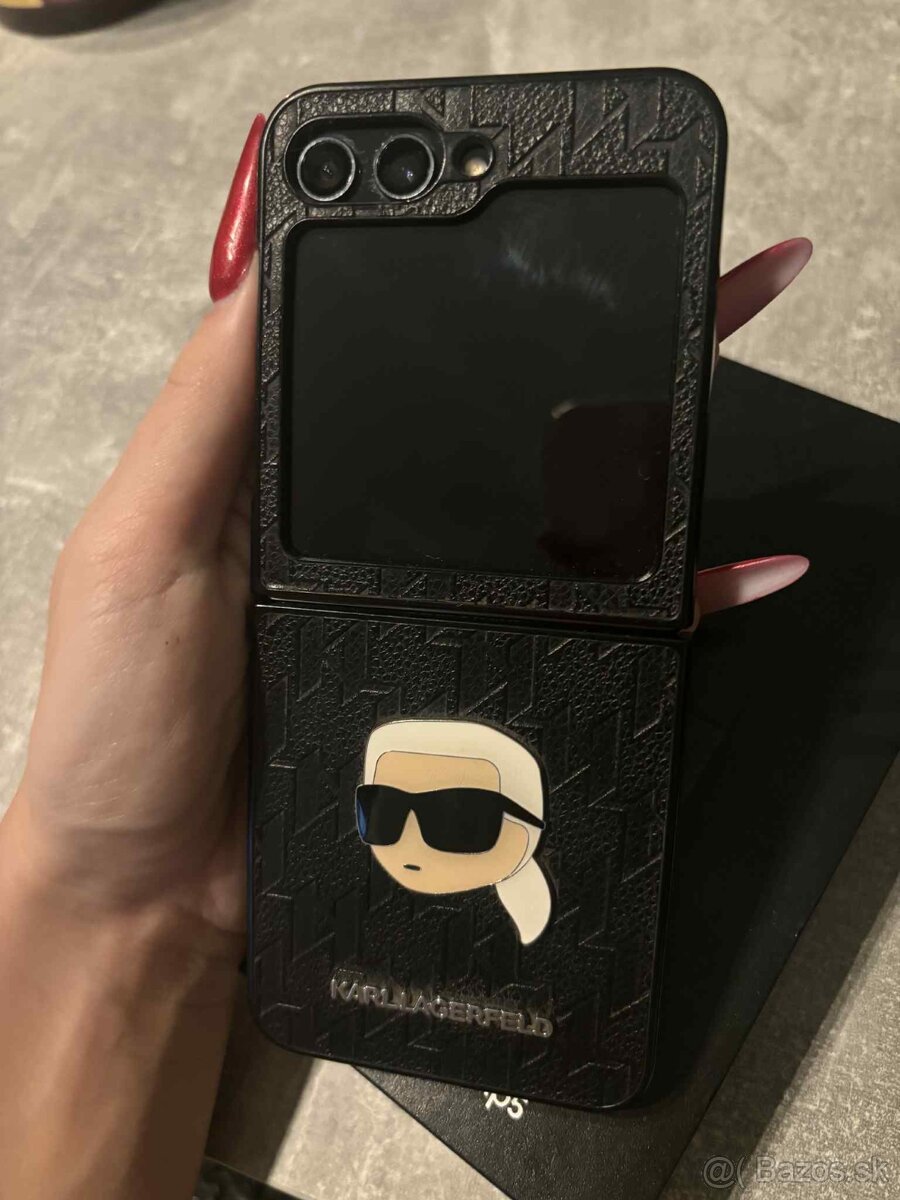 Samsung Galaxy Z Flip5 - 5