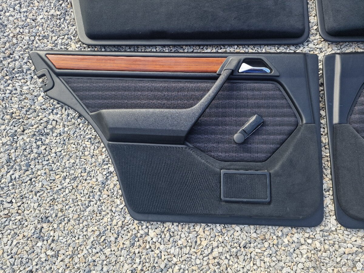 Predam tapaciry na W124 - 5