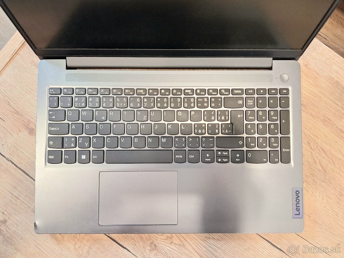 Lenovo IdeaPad 3 - 5