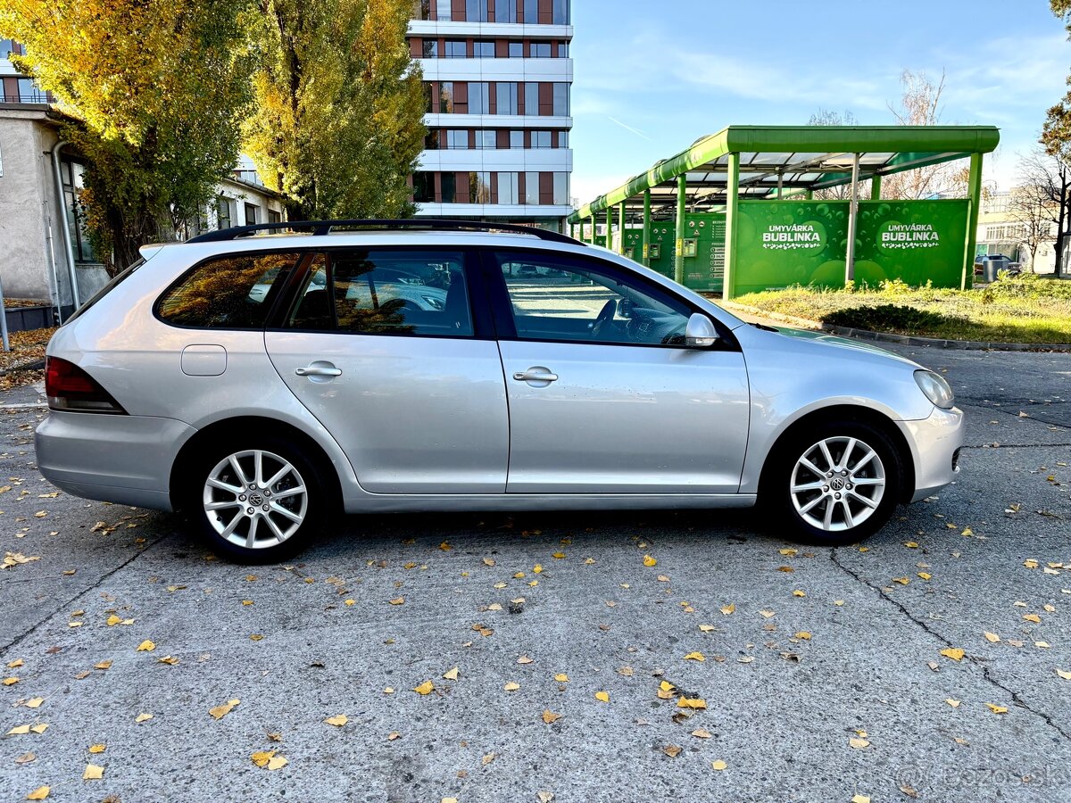 Volkswagen Golf - 5