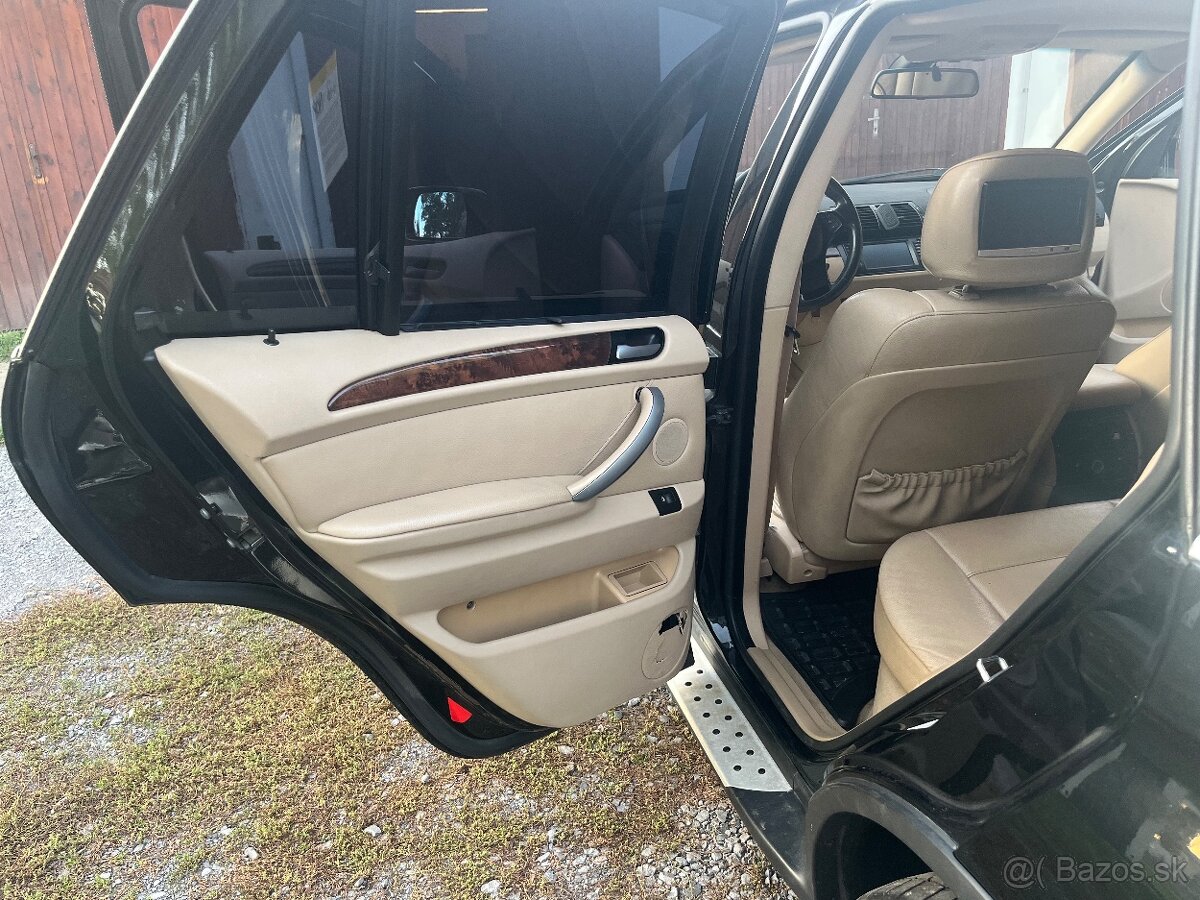 Predám BMW x5 E53 - 5