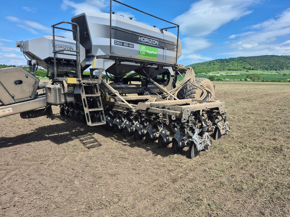 NO TILL sejací stroj pre priamu siatie HORIZON DSX 60-18 - 5