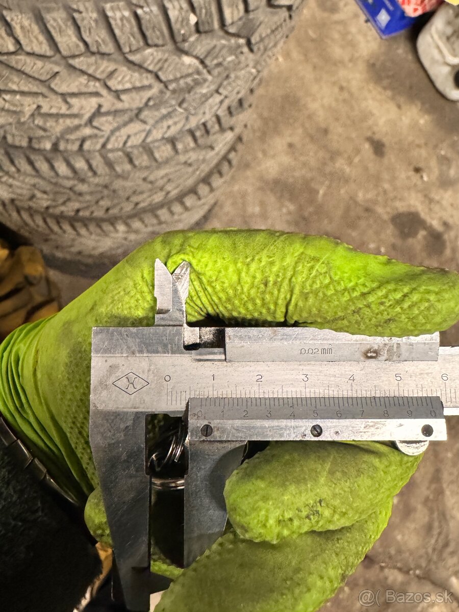 Zimne pneu 215/40 r17 - 5