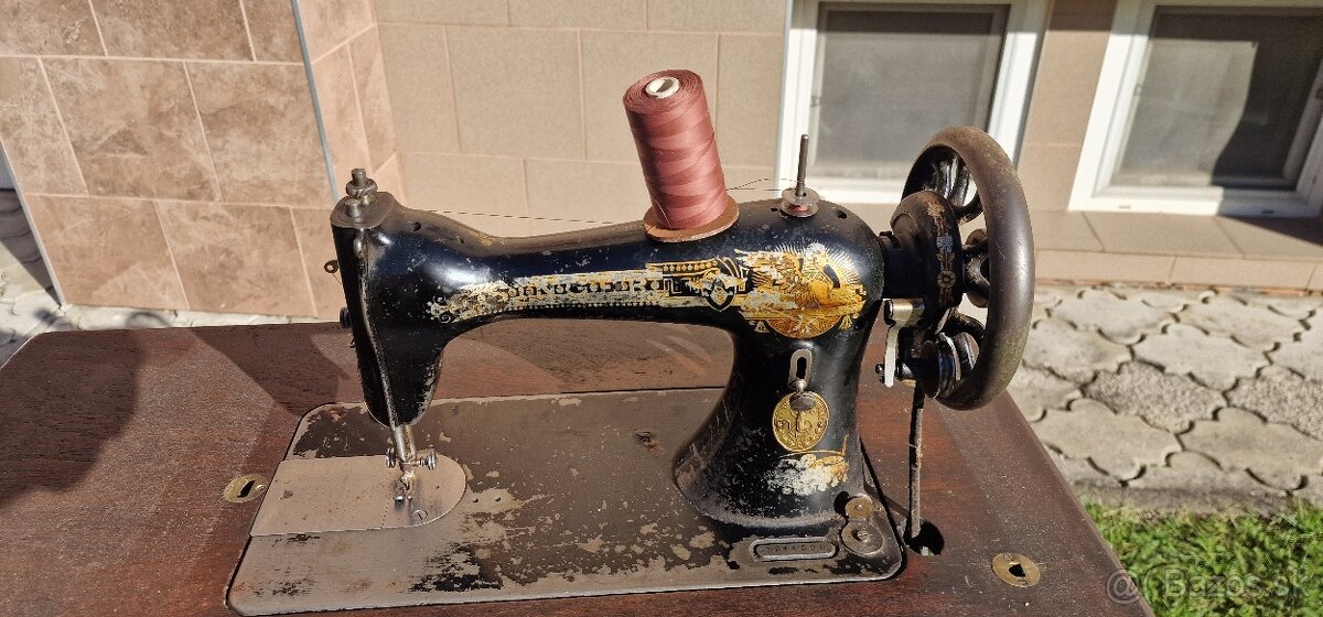 Šijací stroj Singer - 5
