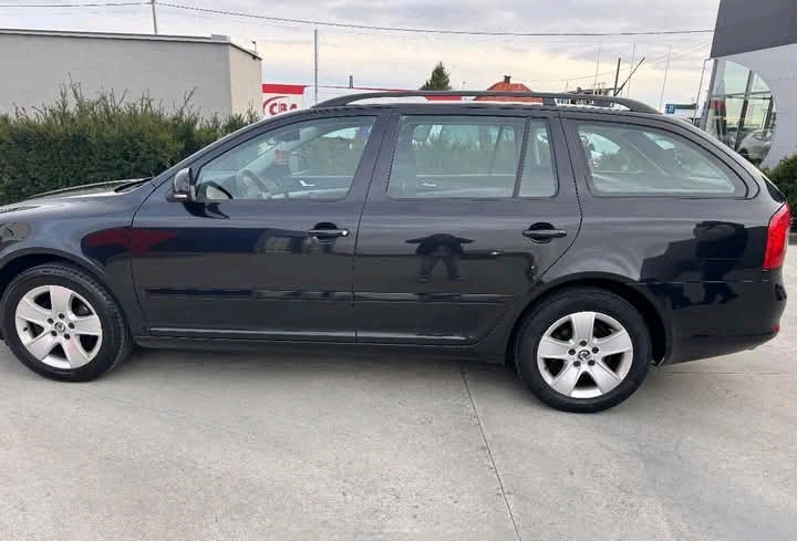 Škoda Octavia kombi 2.0 tdi - 5
