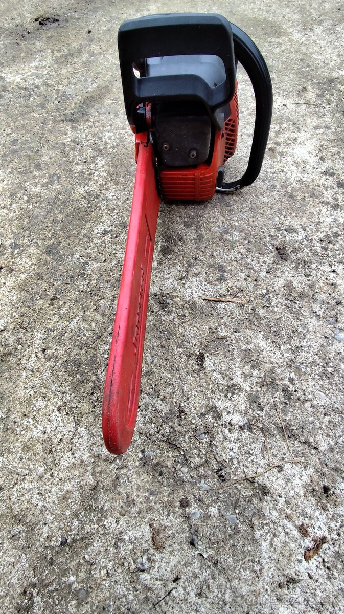 Motorová píla Jonsered - 5