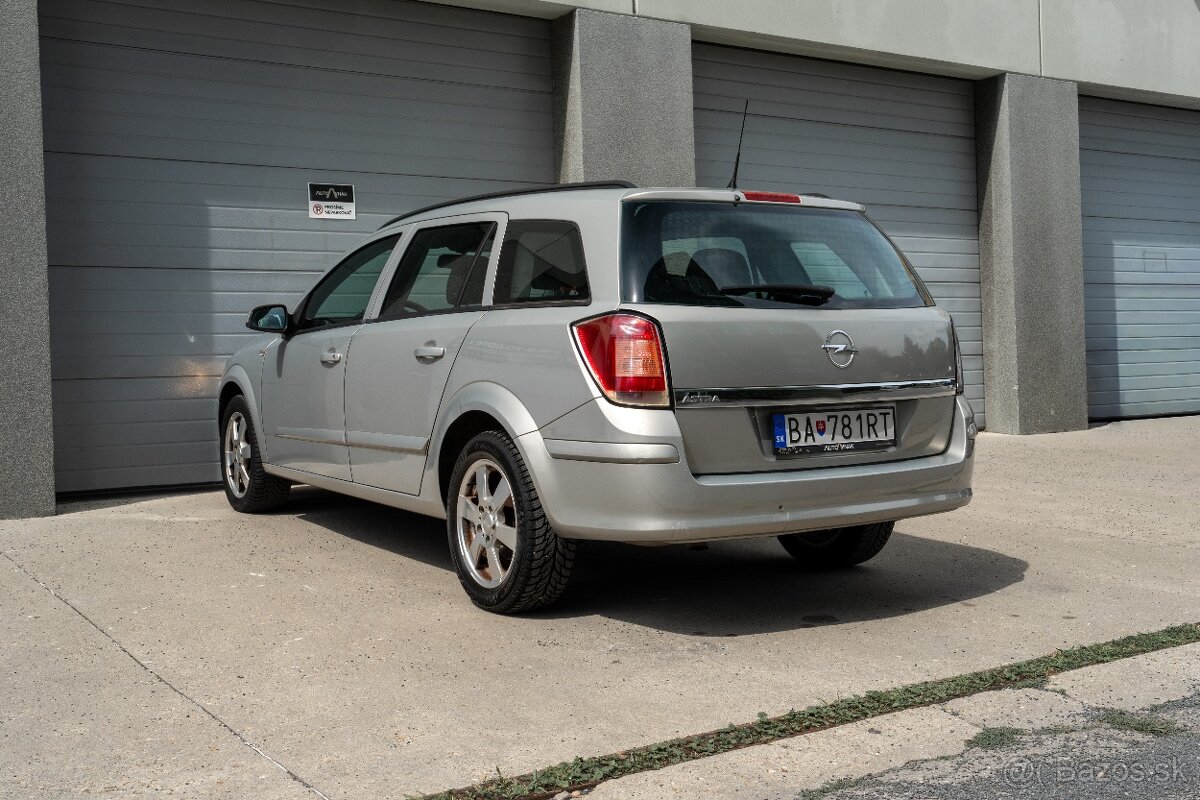 Opel Astra 1.6i, SR vozidlo - 5