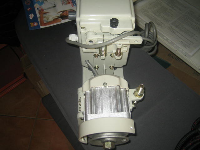 Predám Servo motor na 230 V/550W - 5