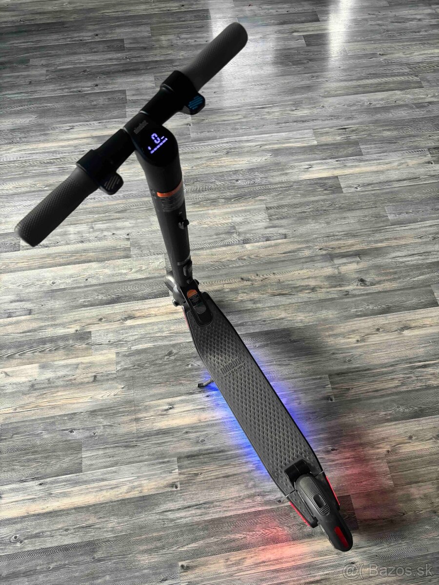 Elektrická kolobežka Ninebot Segway ES2 - 5