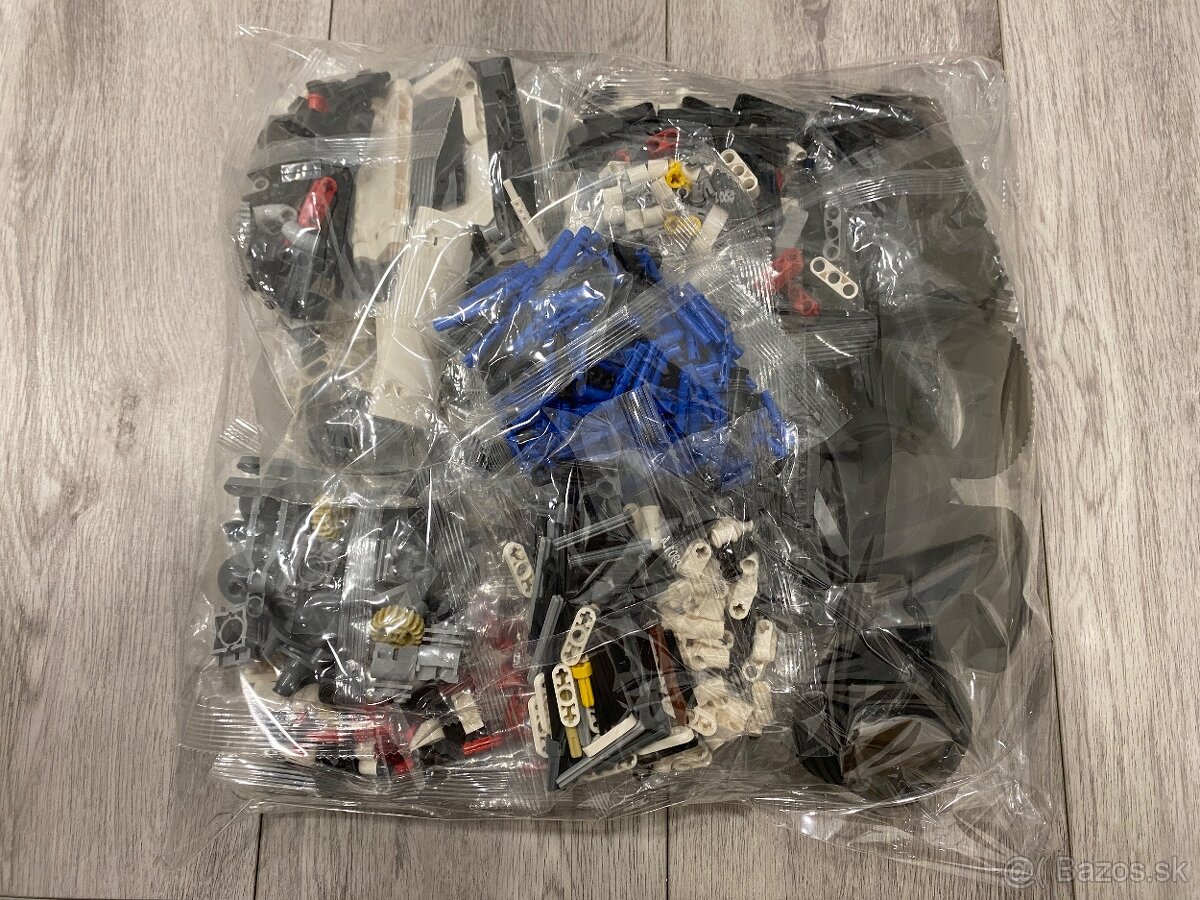 NOVÉ Porsche 911 RSR 1580ks kostek - 5