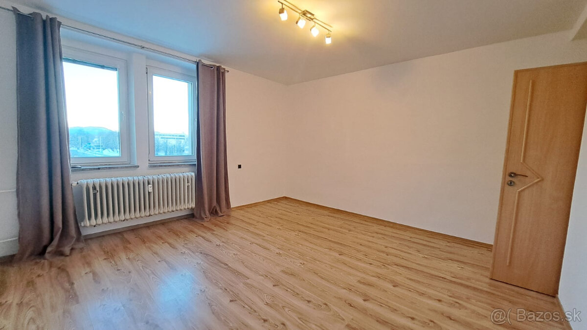 Prenájom 4-izbového bytu v lukratívnej časti Popradu - 5