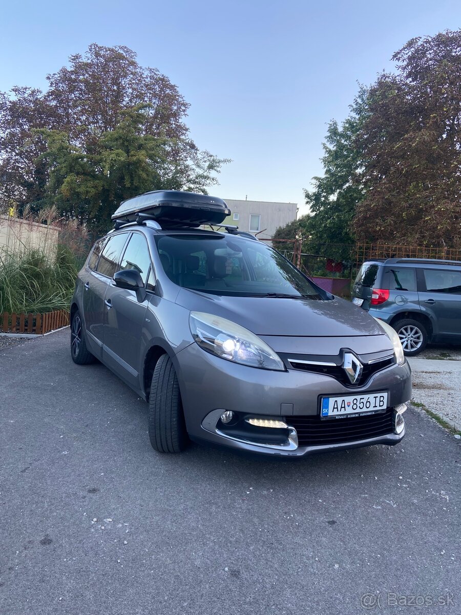 Renault Grand scénic III 1.5 dCi K9K - 5